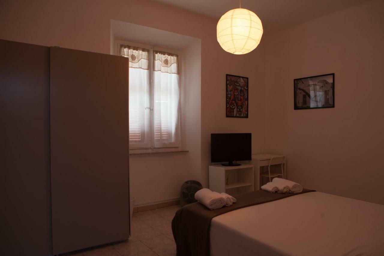 Cleo Iris Apartment อังโกนา ภายนอก รูปภาพ